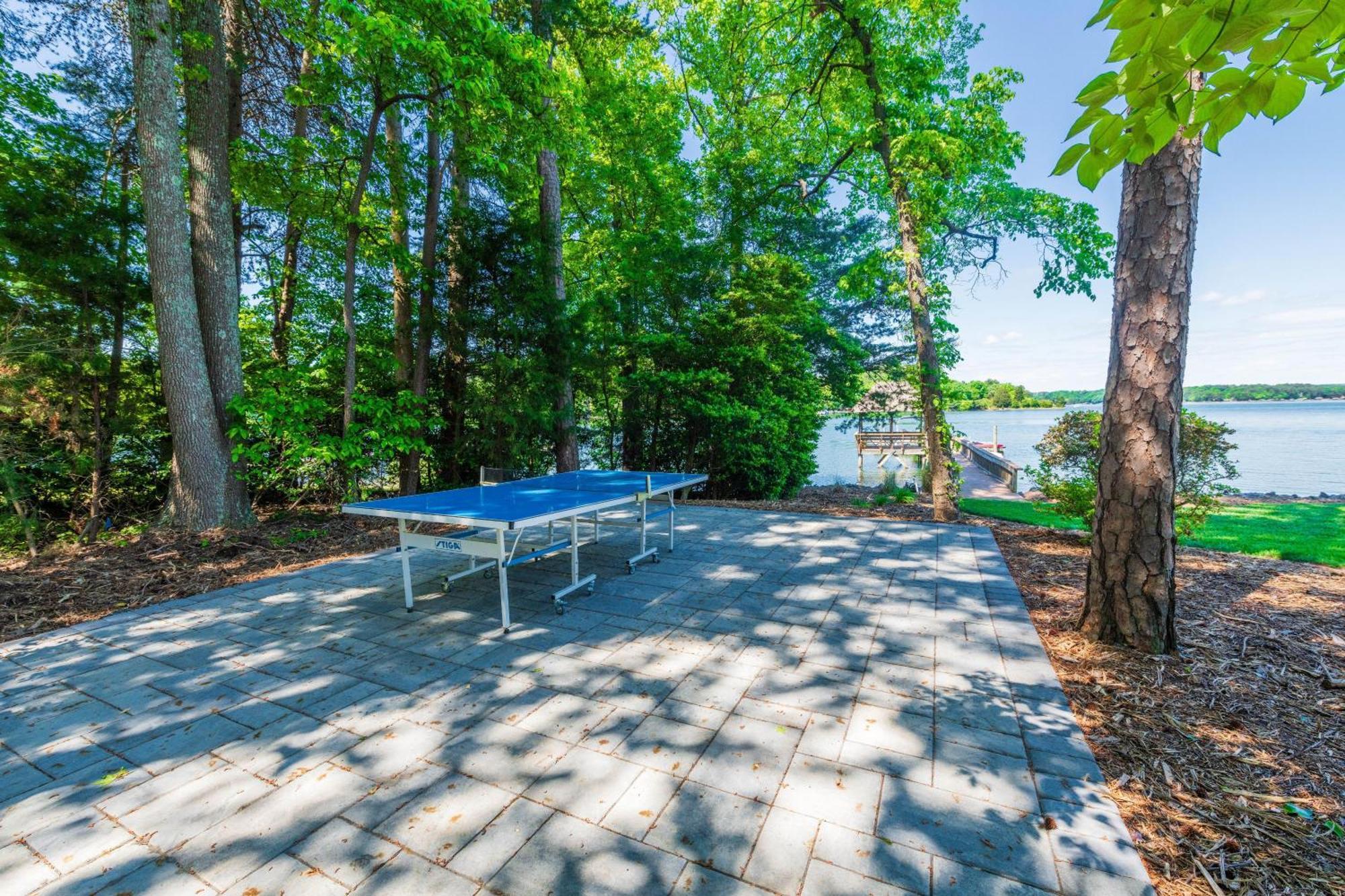 Lake Norman Hideaway มัวร์สวิลล์ ภายนอก รูปภาพ
