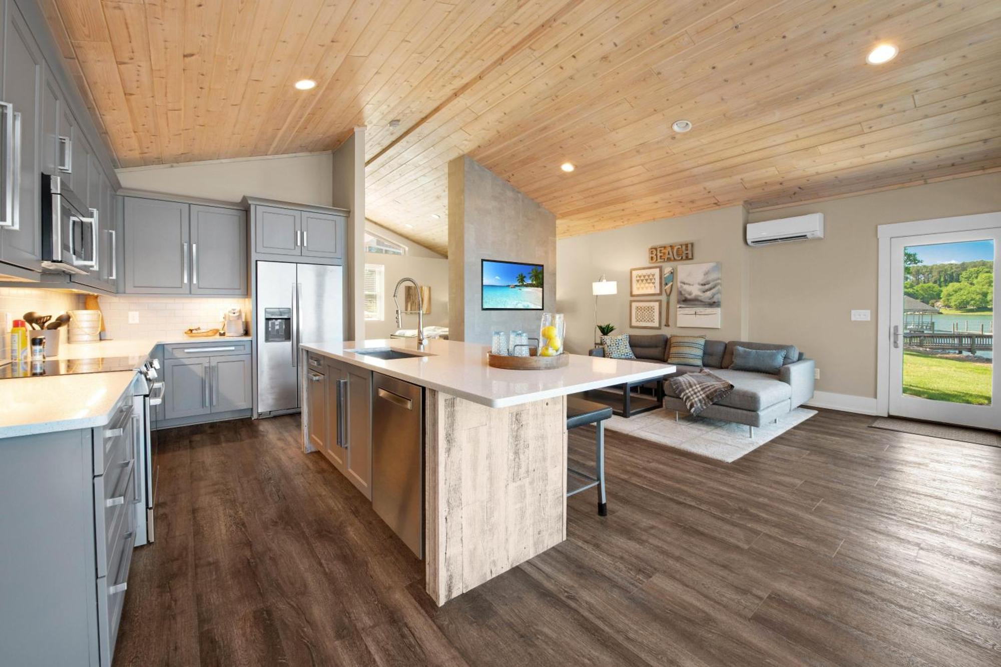Lake Norman Hideaway มัวร์สวิลล์ ภายนอก รูปภาพ