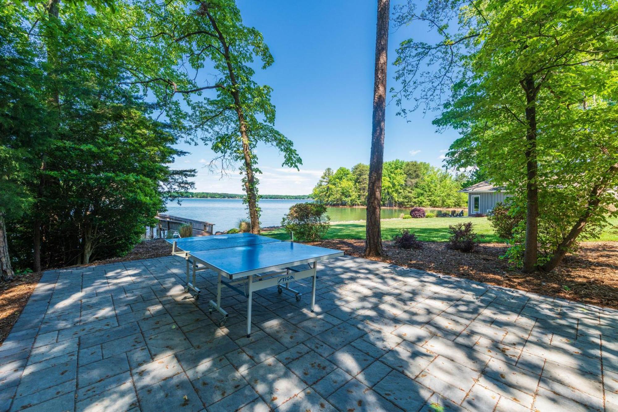 Lake Norman Hideaway มัวร์สวิลล์ ภายนอก รูปภาพ